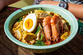 Chicken & Tiger Prawn Laksa